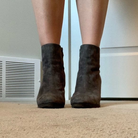 Zara Grey Heeled Ankle Booties - Picture 3 of 8